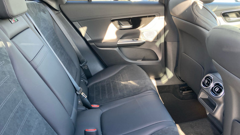 Mercedes-Benz GLC 300e 4Matic Urban Edition 5dr 9G-Tronic Estate